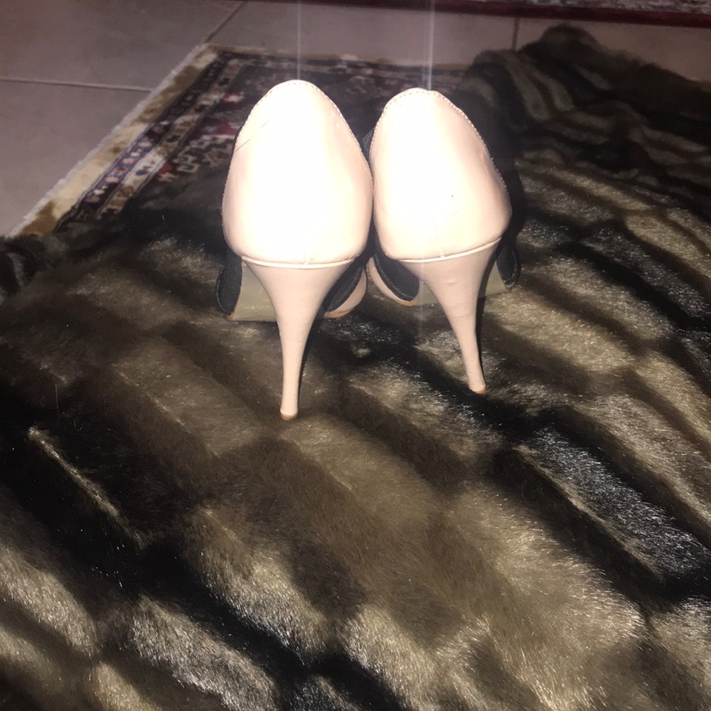 High heels - Picture 4 of 6